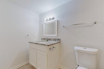 409 W Main St in Whitesboro, TX - Building Photo - Building Photo