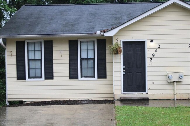 property at 2492 Washington St