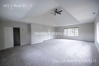 401 S Main St in Newberg, OR - Building Photo - Building Photo