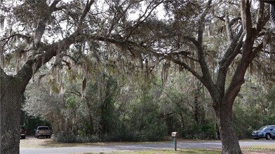 9601 W Berry Ln in Crystal River, FL - Building Photo - Building Photo