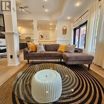 51 Kenpark Ave in Brampton, ON - Building Photo