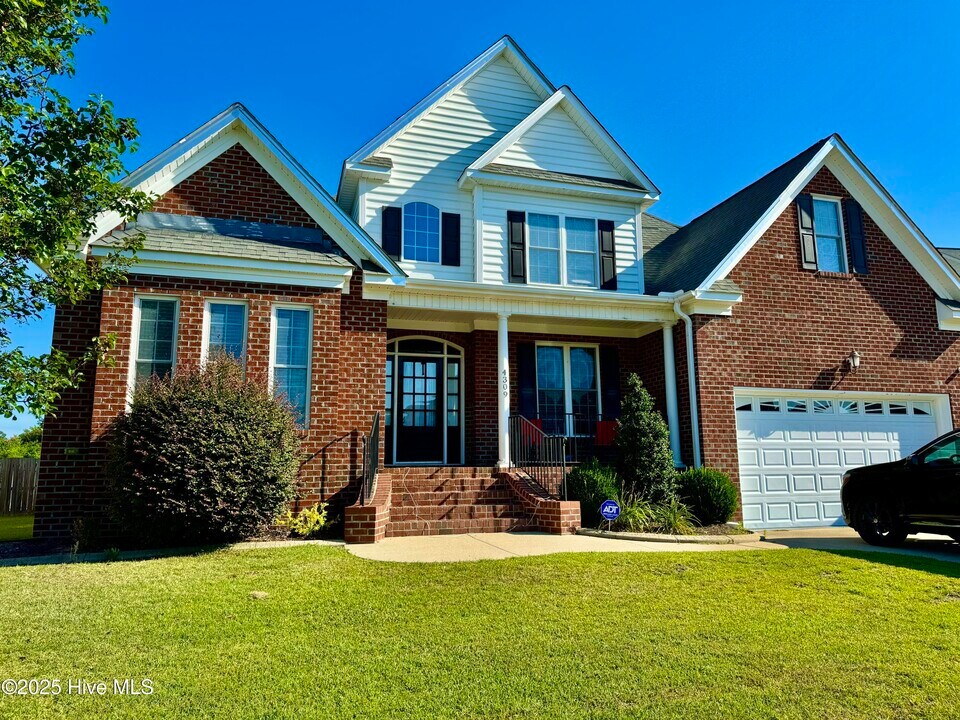4309 Lagan Cir in Winterville, NC - Building Photo