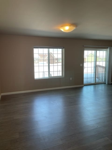 1970 Sunlit Fields Ct in North Pole, AK - Building Photo - Building Photo