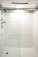 230 E 9th St in Indianapolis, IN - Building Photo - Building Photo