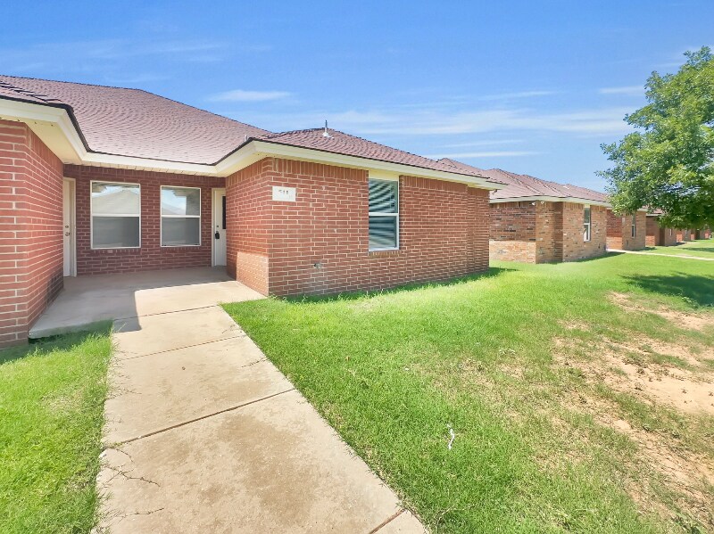 511 N Brentwood Ave in Lubbock, TX - Building Photo