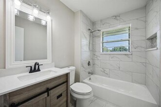 17574 TX-56 in Sherman, TX - Building Photo - Building Photo