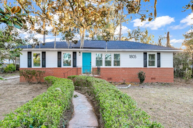 property at 1805 E 62nd St
