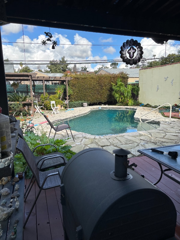 2927 W Ross Ave in Alhambra, CA - Foto de edificio - Building Photo