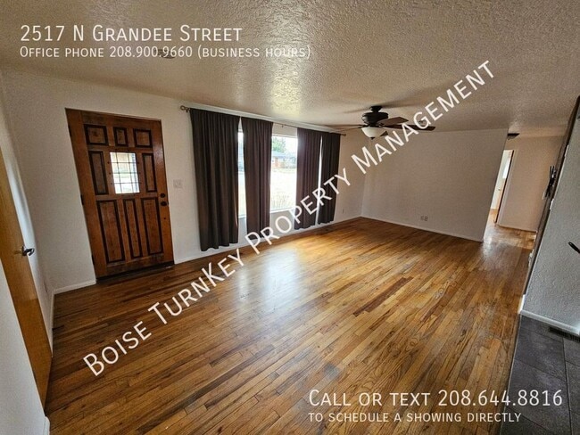 2517 N Grandee St in Boise, ID - Building Photo - Building Photo