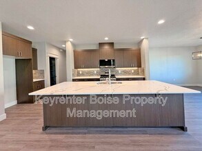 4400 E Wedge St in Nampa, ID - Building Photo - Building Photo