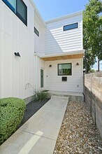 5212 Huisache St in Austin, TX - Building Photo - Building Photo