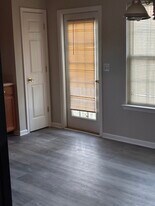 110 Ashbury Dr in Villa Rica, GA - Building Photo