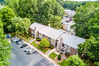 Hanover Court Apartments in Asheboro, NC - Building Photo - Building Photo