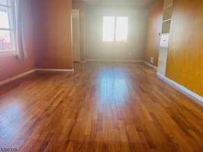 120 Parsippany Rd in Parsippany Troy Hills, NJ - Building Photo - Building Photo