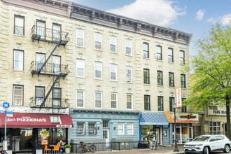 261 Prospect Park W in Brooklyn, NY - Building Photo - Building Photo