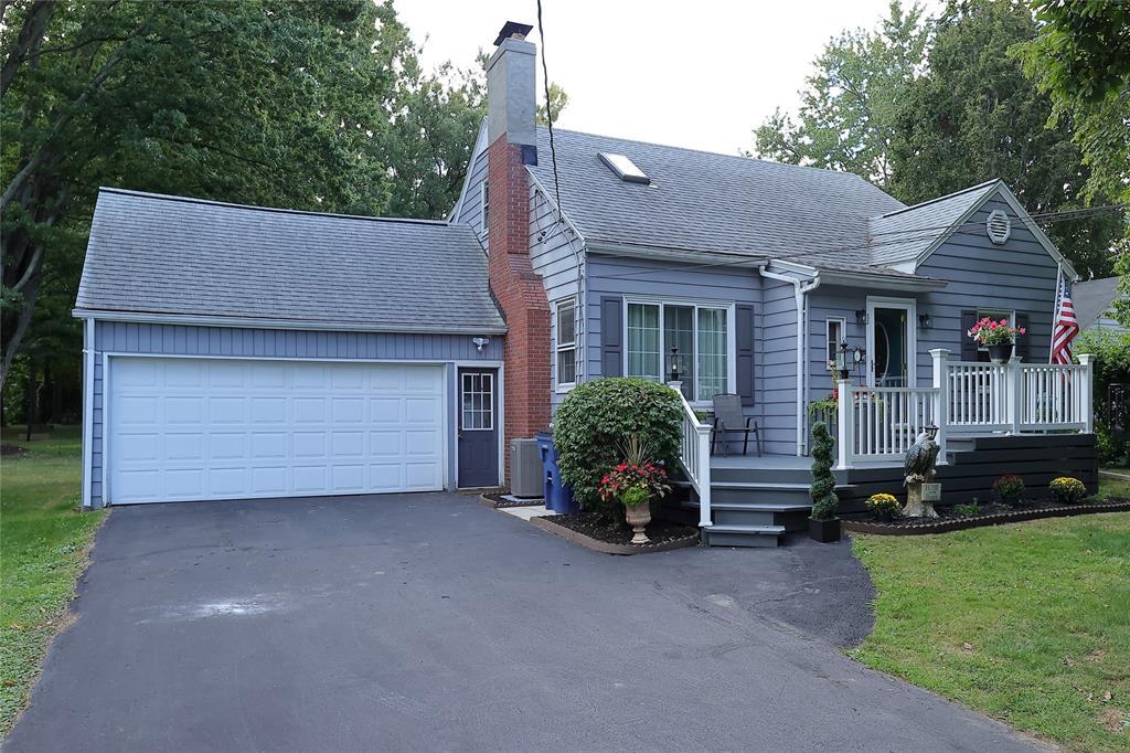 4335 E Lake Rd in Erie, PA - Building Photo