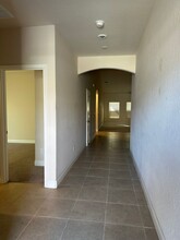 2309 N Hall Ct in Visalia, CA - Building Photo - Building Photo