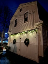 208 Lake Ave in Saratoga Springs, NY - Foto de edificio - Building Photo