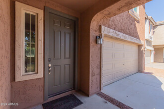 1304 E Taylor Trail in Queen Creek, AZ - Foto de edificio - Building Photo