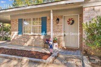 715 E Verbena Ave in Foley, AL - Building Photo - Building Photo