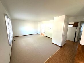 1246 California Ave in Aurora, IL - Building Photo - Building Photo