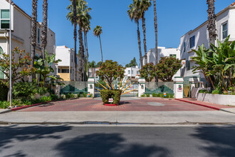 Chandler Park Village in Sherman Oaks, CA - Foto de edificio - Building Photo