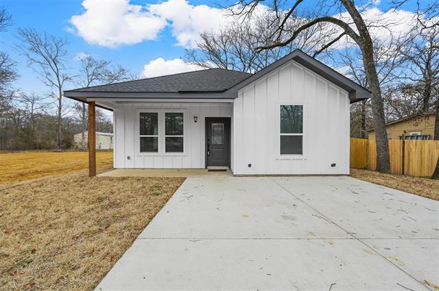 142 Mohican Trail in Mabank, TX - Building Photo