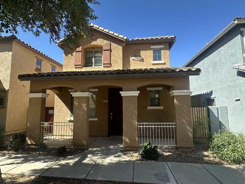 3797 E Santa Fe Ln in Gilbert, AZ - Building Photo