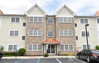 1400 St Georges Ave in Woodbridge Township, NJ - Building Photo