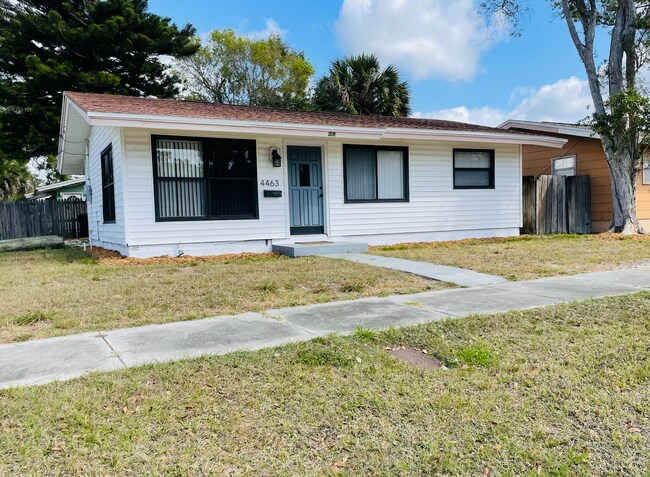 4463 Emerson Ave S in St. Petersburg, FL - Building Photo - Building Photo