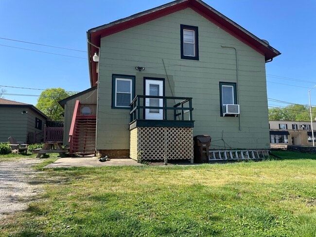227 W Maple St in New Lenox, IL - Building Photo - Building Photo