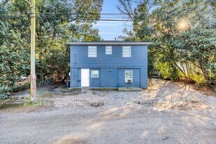 1408 E 38th St in Savannah, GA - Building Photo