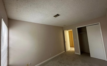 1606 Cottonwood Dr in Louisville, CO - Building Photo - Building Photo