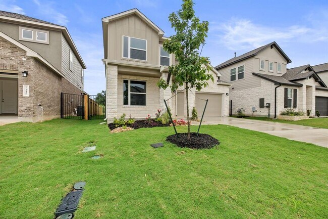 144 Alicante Ln in Liberty Hill, TX - Building Photo - Building Photo