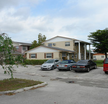 7331 NW 35th St in Hollywood, FL - Building Photo
