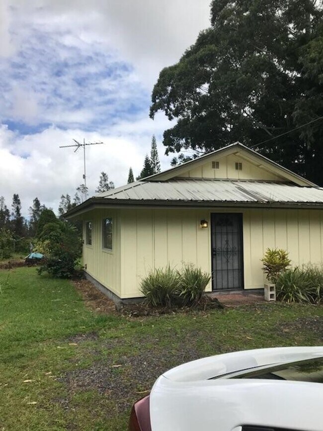property at 112866-2866 Plumeria St