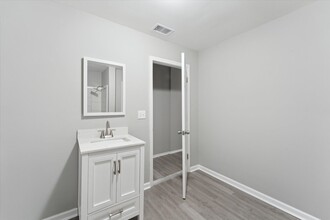 2120-2122 Bulloch St in Savannah, GA - Building Photo - Building Photo