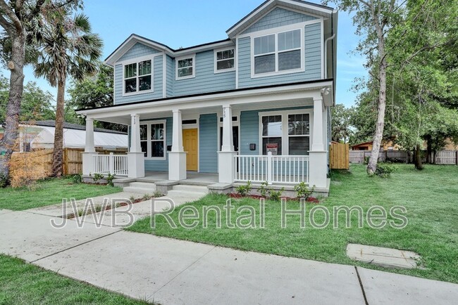 property at 715 Pippin St