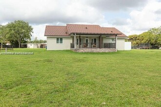25040 SW 222nd Ave in Homestead, FL - Building Photo - Building Photo
