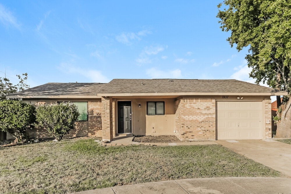 1937 Bolingbroke Ct in Fort Worth, TX - Building Photo