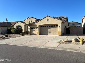 8032 W Vía Del Sol in Peoria, AZ - Building Photo - Building Photo