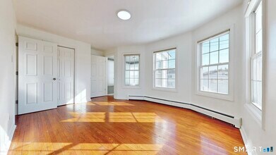 108 Adams St in Stratford, CT - Building Photo - Building Photo