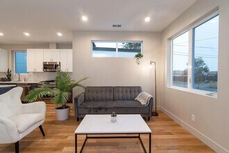 4265 W 13th Ave in Denver, CO - Building Photo - Building Photo