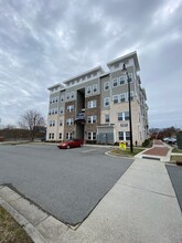 Gateway Apartments in Winston-Salem, NC - Foto de edificio - Building Photo