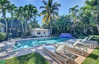 302 NW 11th St in Delray Beach, FL - Building Photo - Building Photo