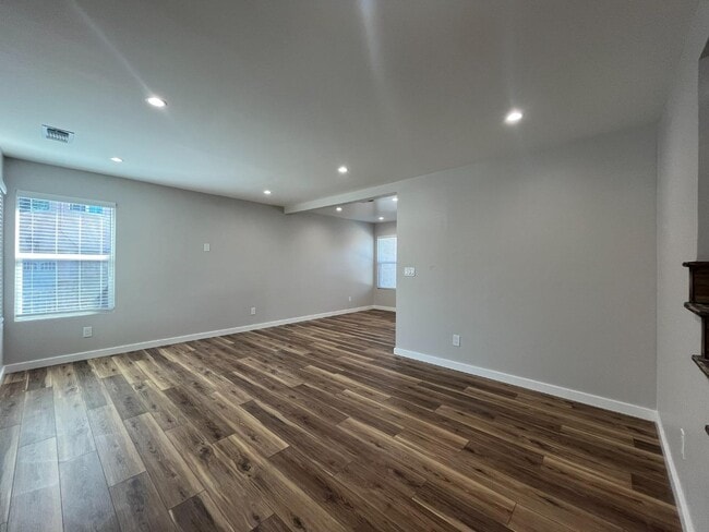 12 Greenwood Ln in Redwood City, CA - Building Photo - Building Photo