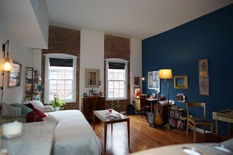 158 Wayne St in Jersey City, NJ - Building Photo - Building Photo