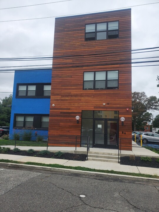 Upland Flats at Widener in Chester, PA - Building Photo