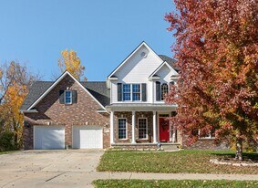 5010 Lake Forest Dr in Bellevue, NE - Building Photo