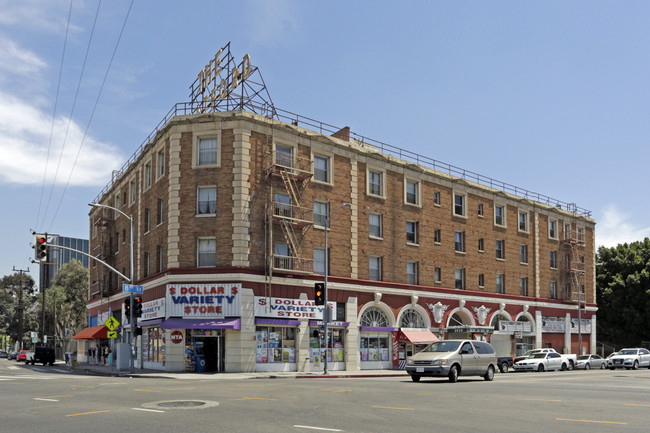 2629 W 8th St